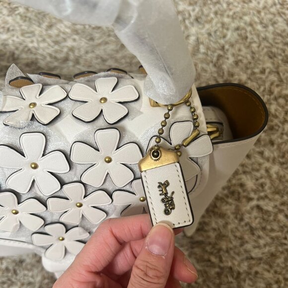 Coach Courier Carryall 23 With Floral Applique - Picture 9 of 9